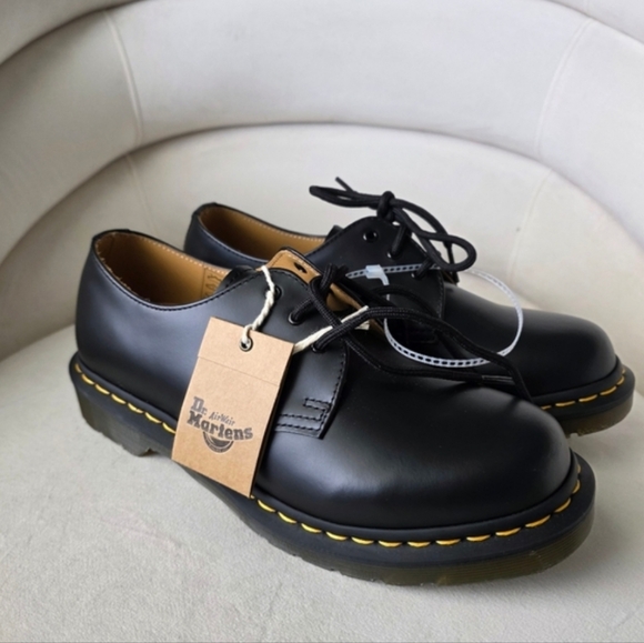 Dr. Martens Shoes - Dr. Martens 1461 Women’s Smooth Leather Oxford Shoes
